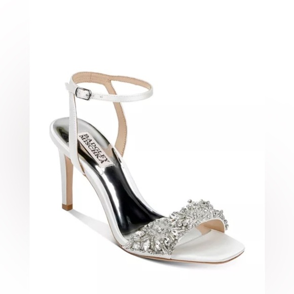 Badgley Mischka Rider Heels - Picture 1 of 6